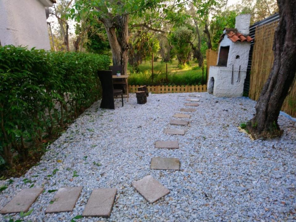 Sol'S Place Mytilíni Екстериор снимка