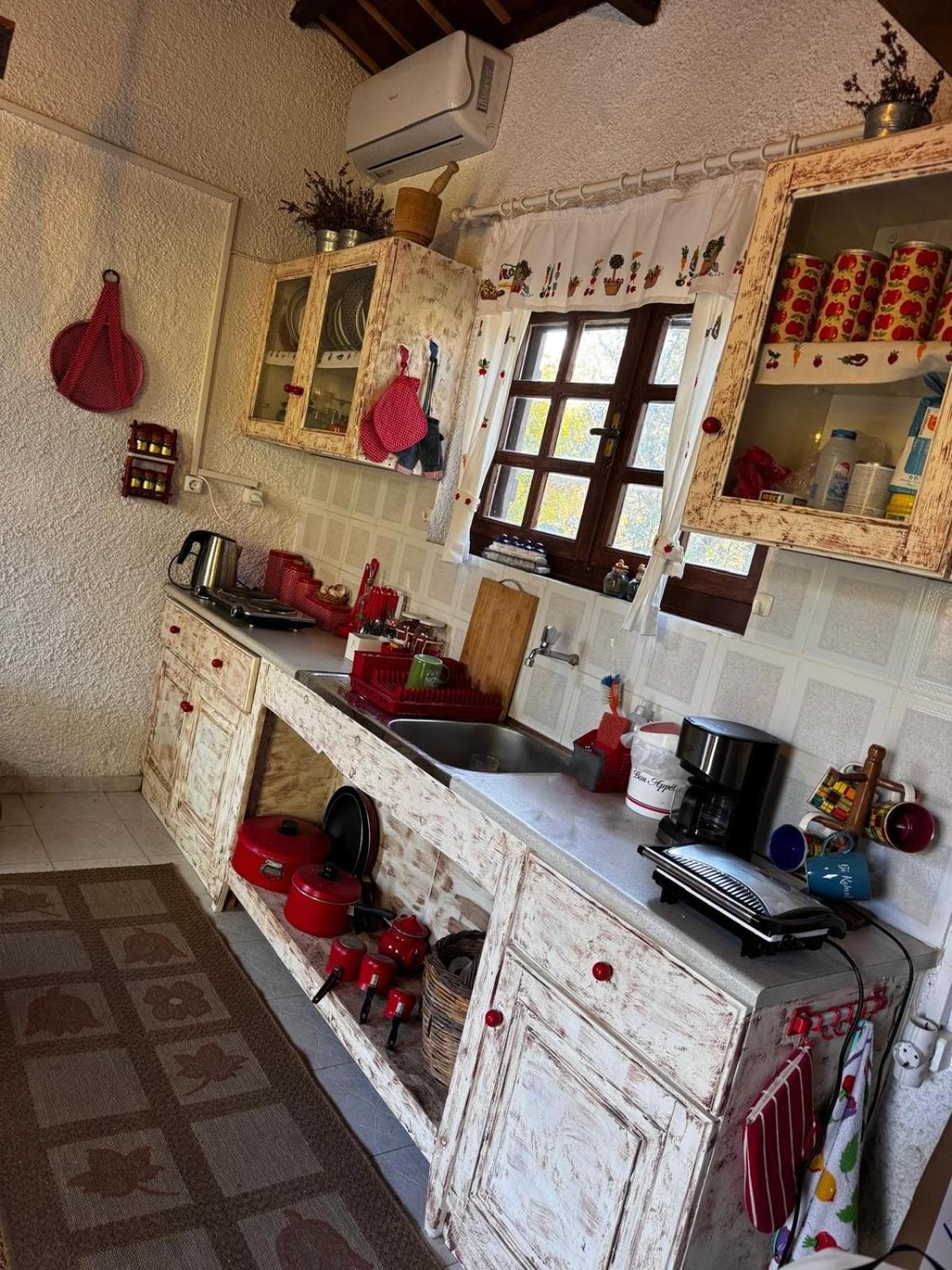 Sol'S Place Mytilíni Екстериор снимка