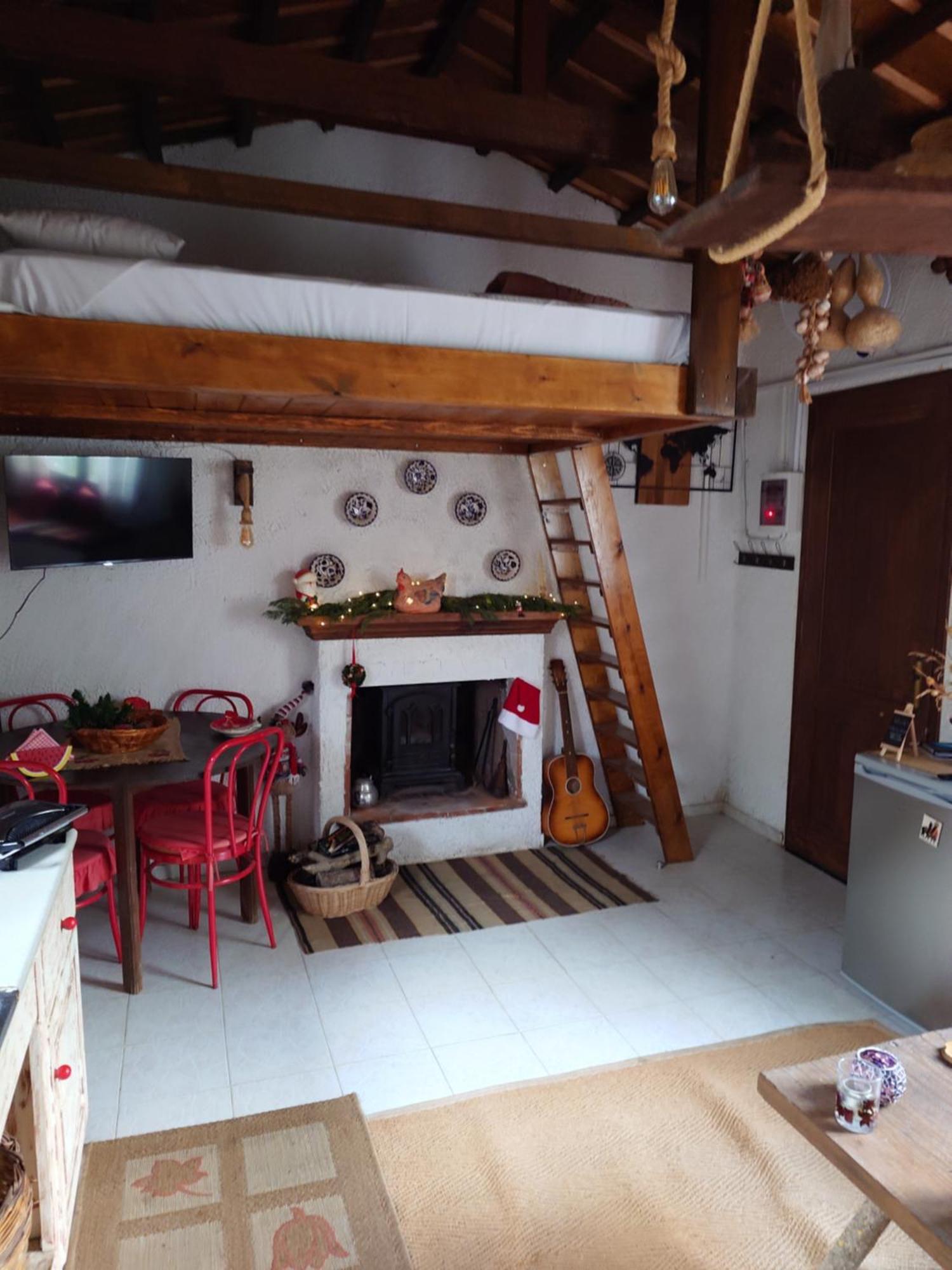 Sol'S Place Mytilíni Екстериор снимка